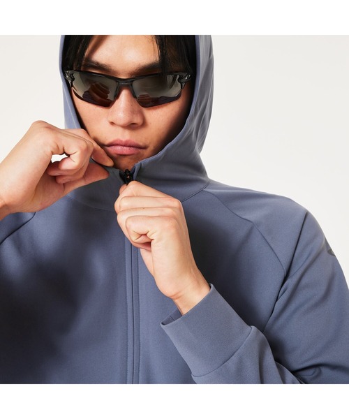 OAKLEY(オークリー)の「オークリー O-SYNC PACK LT FLEECE JACKET 1.0/ジャージ/スポーツ・トレーニング/メンズ/OAKLEY(パーカー・メンズ・チャコールグレー/ライトグレー/グレイッシュブルー・L/M/S/XL)」の18枚目の写真