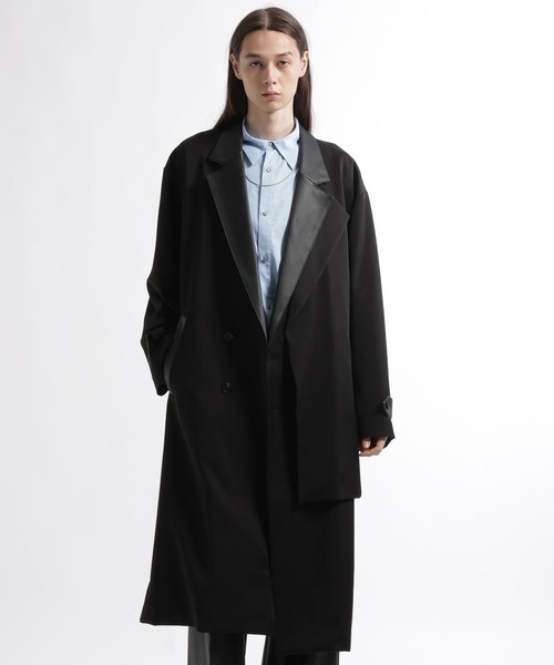 HARE（ハレ）の「【合成皮革】レザーキリカエレイヤードコート(HARE)（チェスターコート・メンズ・ベージュ/ブラック・SMALL/MEDIUM）」の8枚目の写真