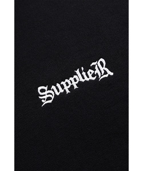 SUPPLIER(サプライヤー)の「ジップフーディ|Cross Zip Hoodie|SUPPLIER(パーカー・メンズ・ブラック・SMALL/MEDIUM/LARGE/X-LARGE)」の3枚目の写真