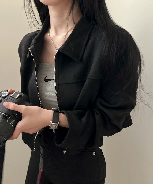 FLINEA(フリネア)の「シンプル襟付きフェイクスエード ブルゾン(その他アウター・レディース・ブラック/カーキ/モカ・XL/L/M)」の18枚目の写真