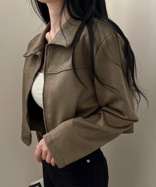 FLINEA(フリネア)の「シンプル襟付きフェイクスエード ブルゾン(その他アウター・レディース・ブラック/カーキ/モカ・XL/L/M)」の13枚目の写真