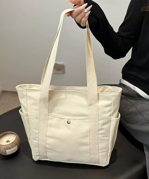Culto（クルト）の「マルチポケット キャンバスライク ラージ トートバッグ / A4サイズ対応 / ユニセックス（トートバッグ・レディース・ブラック/アイボリー・FREE）」の3枚目の写真