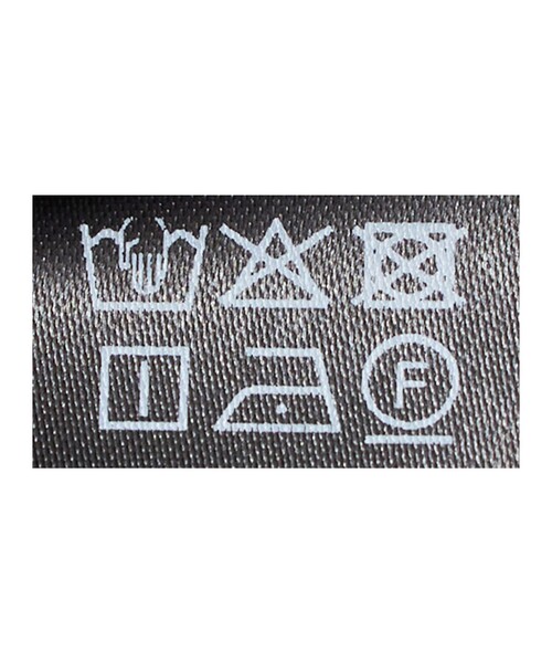 UNITED ARROWS(ユナイテッドアローズ)の「サテン ラウンド Vネック ブラウス(シャツ/ブラウス・レディース・ベージュ/オフホワイト/ネイビー・FREE)」の15枚目の写真