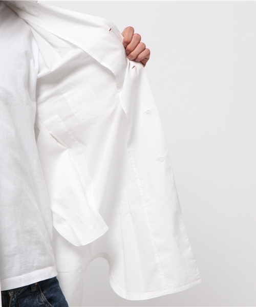 HOUSE OF THE VERY ISLAND'S（ハウスオブザベリーアイランズ）の「【house of the very island's】ハウス SHIRT COAT WITH V NECK（シャツ/ブラウス・メンズ・ホワイト/オリーブ・MEDIUM）」の4枚目の写真