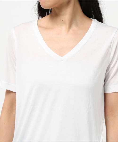 VINCE(ヴィンス)の「VINCE Vネック 裾シフォンTシャツ◆(Tシャツ/カットソー・レディース・ホワイト系その他/ネイビー・36/34)」の9枚目の写真