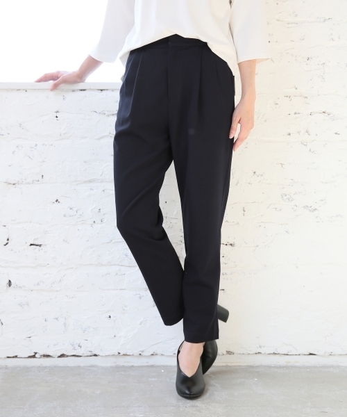 LEPSIM（レプシィム）の「★美脚パンツ★ポリエステルレーヨンポリウレタンタックムジパンツ　725475（その他パンツ・レディース・キャメル/ネイビー/ブラック/グレー・MEDIUM/SMALL/LARGE）」の3枚目の写真