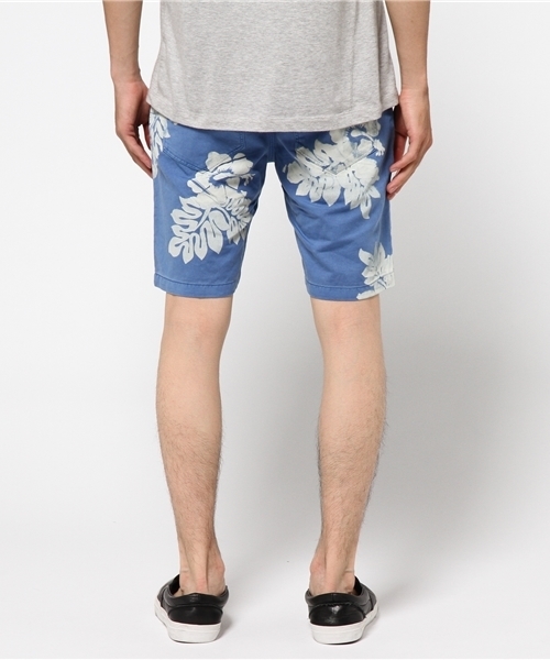 VENCEEXCHANGE（ヴァンスエクスチェンジ）の「ピケ製品染め花柄ショーツ    （その他パンツ・メンズ・ライトブルー/グリーン・SMALL/LARGE/MEDIUM）」の3枚目の写真