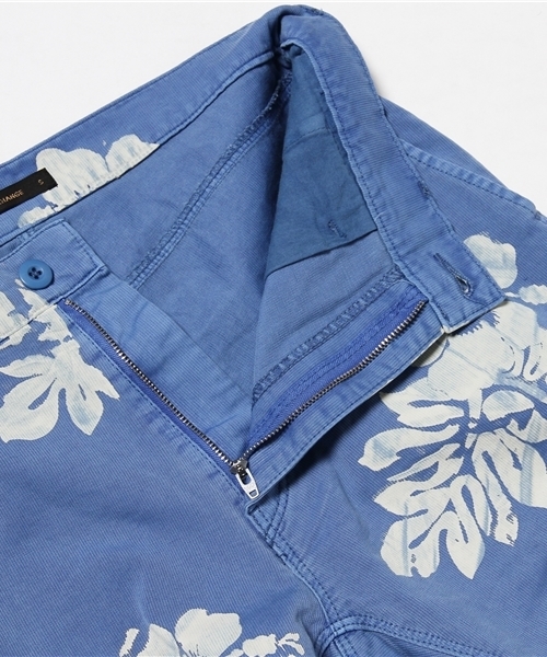 VENCEEXCHANGE（ヴァンスエクスチェンジ）の「ピケ製品染め花柄ショーツ    （その他パンツ・メンズ・ライトブルー/グリーン・SMALL/LARGE/MEDIUM）」の9枚目の写真