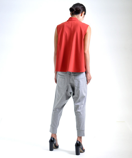 AVIE（アビィ）の「サルエルテーパードパンツ（その他パンツ・レディース・グレー/ブラック・38）」の11枚目の写真