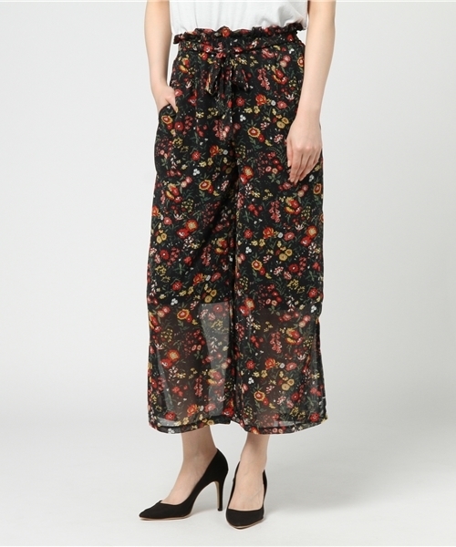 archives（アルシーヴ）の「花柄サイドスリットイージーパンツ（その他パンツ・レディース・ブラック/オフホワイト・MEDIUM）」の2枚目の写真