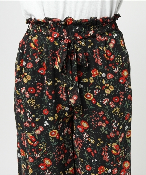 archives（アルシーヴ）の「花柄サイドスリットイージーパンツ（その他パンツ・レディース・ブラック/オフホワイト・MEDIUM）」の6枚目の写真