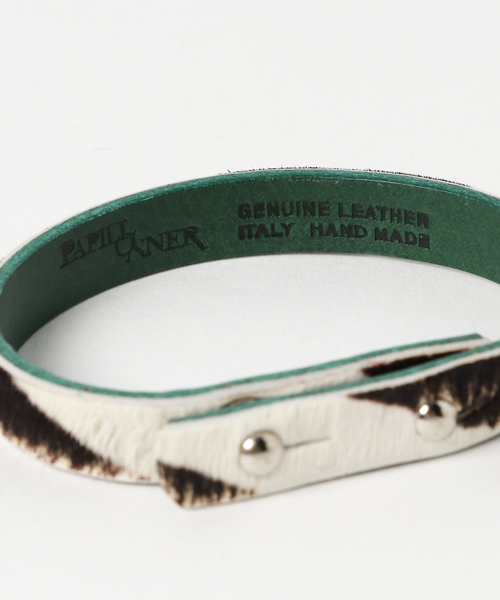 PAPILLONNER（パピヨネ）の「カーフヘアーギボシブレス（ブレスレット・レディース・ブラック/ベージュ/レッド/ブラウン・FREE）」の6枚目の写真