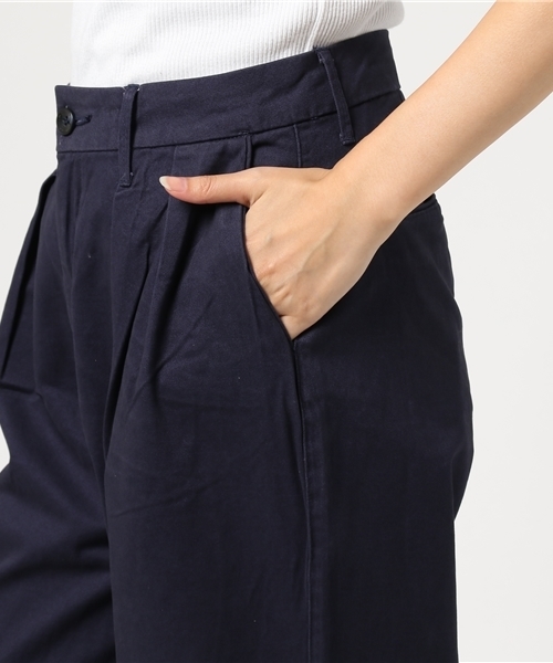 earth music&ecology（アースミュージックアンドエコロジー）の「USA COTTONチノパンツ(テーパード)（チノパンツ・レディース・ネイビー/ベージュ/カーキ・L/M/S）」の9枚目の写真