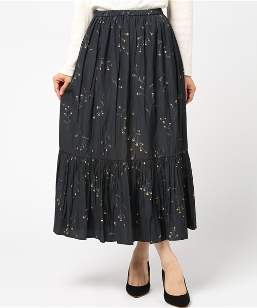 RIVE DROITE(リヴドロワ)の「割繊フラワープリントスカート(スカート・レディース・ブラック/パープル・36)」の2枚目の写真