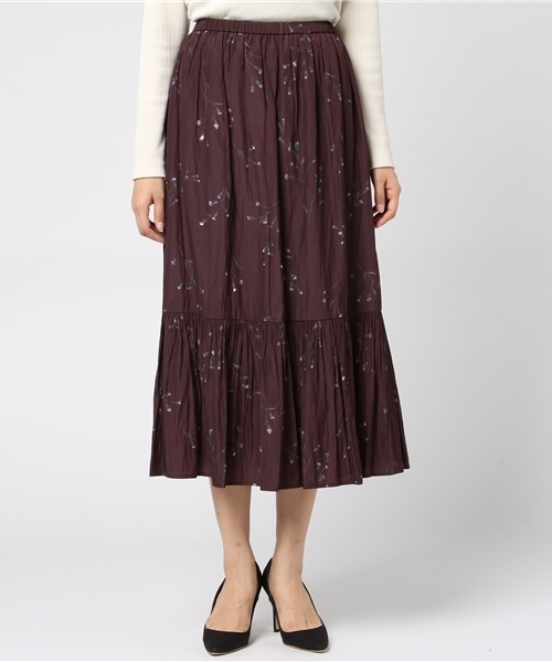 RIVE DROITE(リヴドロワ)の「割繊フラワープリントスカート(スカート・レディース・ブラック/パープル・36)」の3枚目の写真