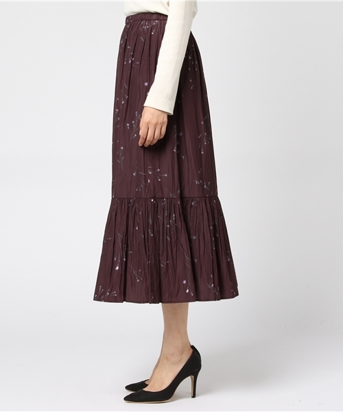 RIVE DROITE(リヴドロワ)の「割繊フラワープリントスカート(スカート・レディース・ブラック/パープル・36)」の4枚目の写真