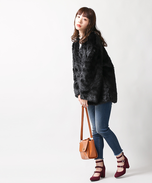 WEGO（ウィゴー）の「WEGO/エコファーコート（ノーカラージャケット・レディース・マスタード/ブラック/ベージュ/サックスブルー/ライトパープル/ライトピンク/その他1/その他2/ライトグレー・FREE）」の13枚目の写真