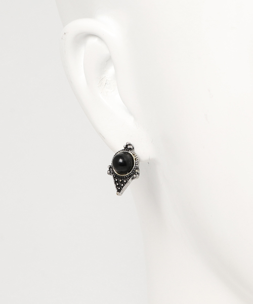 TONE SELECT GOODS(トーンセレクトグッズ)の「【femme fatale】ピアス&リングSET(ピアス(両耳用)・レディース・シルバー/ゴールド・FREE)」の4枚目の写真