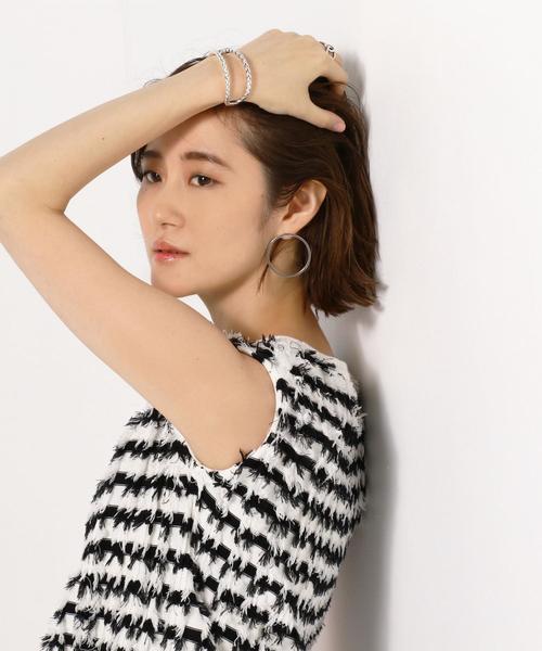 PHILIPPE AUDIBERT（フィリップ オーディベール）の「【WEB限定】◎PHILIPPE AUDIBERT ツイストクロスブレス SIL / Fillan bracelet / フィリップオーディベール（ブレスレット・レディース・シルバー・ﾌﾘ-）」の6枚目の写真