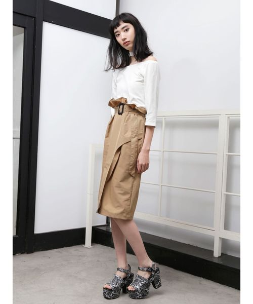 EMODA（エモダ）の「WRAPミディスカート（スカート・レディース・ブラック/ベージュ/カーキ・MEDIUM/SMALL）」の4枚目の写真