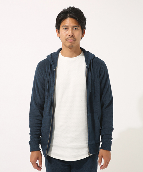 AZUL by moussy（アズールバイマウジー）の「ループパイルZIPパーカー（パーカー・メンズ・ネイビー/ブラック・LARGE/MEDIUM/SMALL）」の14枚目の写真