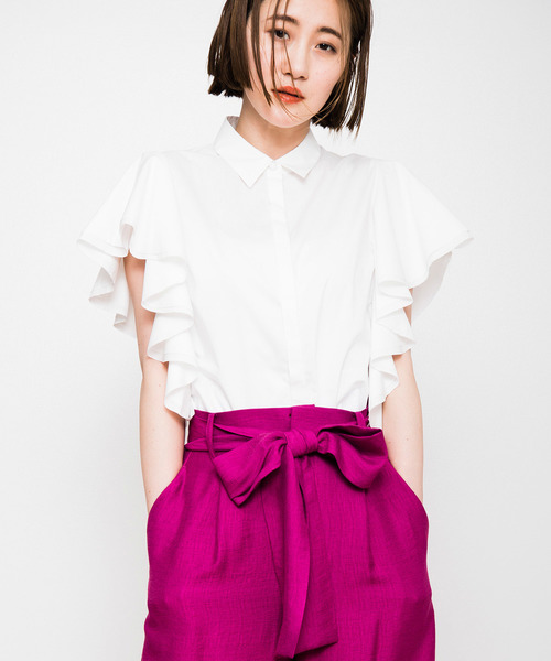 The Virgnia（ザ ヴァージニア）の「袖フリルシャツブラウス（シャツ/ブラウス・レディース・オフホワイト/ベージュ/ブルー/ラベンダー/ホワイト・FREE）」の2枚目の写真