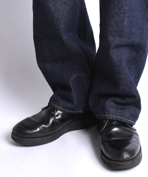 Made in JAPAN denime (wide straight)（メイドインジャパンデニム　ワイドストレート）の「WWⅡ type-One Wash-（デニムパンツ・メンズ・インディゴブルー・27inch/31inch/30inch/33inch/29inch/36inch）」の16枚目の写真