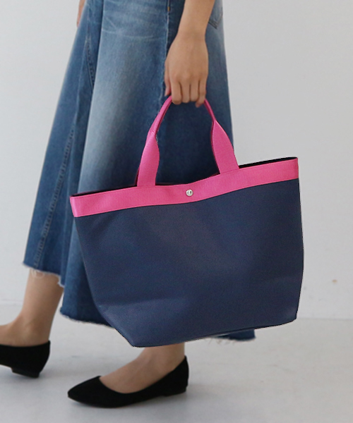 AMERICAN HOLIC（アメリカンホリック）の「BIGテープハンドルトート（トートバッグ・レディース・ネイビー/ブラック/パープル/ピンク/レッド/オフホワイト・FREE）」の4枚目の写真