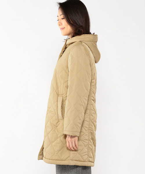 DECOY SINCE 1981（デコイシンスイチキュウハチイチ）の「波柄ボアキルトコート（ダウンジャケット/コート・レディース・ベージュ/ネイビー・11号/9号/13号）」の8枚目の写真