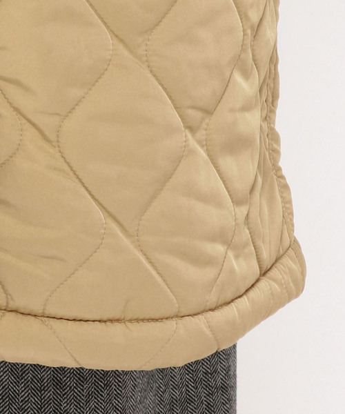 DECOY SINCE 1981（デコイシンスイチキュウハチイチ）の「波柄ボアキルトコート（ダウンジャケット/コート・レディース・ベージュ/ネイビー・11号/9号/13号）」の13枚目の写真