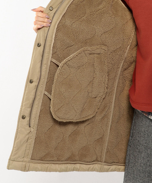 DECOY SINCE 1981（デコイシンスイチキュウハチイチ）の「波柄ボアキルトコート（ダウンジャケット/コート・レディース・ベージュ/ネイビー・11号/9号/13号）」の15枚目の写真