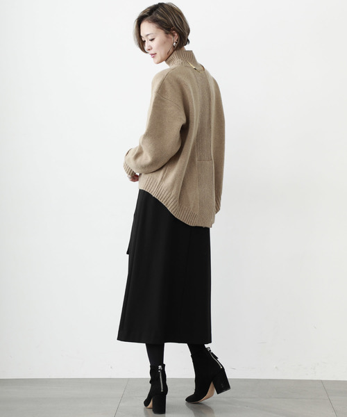 STUDIOUS（ステュディオス）の「【STUDIOUS】ハイネック バックシャン ニット（ニット/セーター・レディース・ベージュ/ネイビー/グレー・FREE）」の18枚目の写真