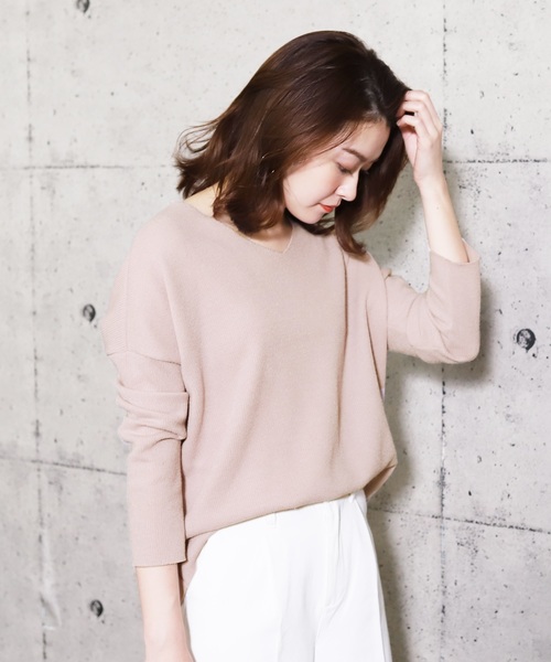 reca（レカ）の「大人Vネックニットトップス（ニット/セーター・レディース・ブラック/ネイビー/オフホワイト/カーキ/ピンク/ブルー系その他/ベージュ・FREE）」の7枚目の写真