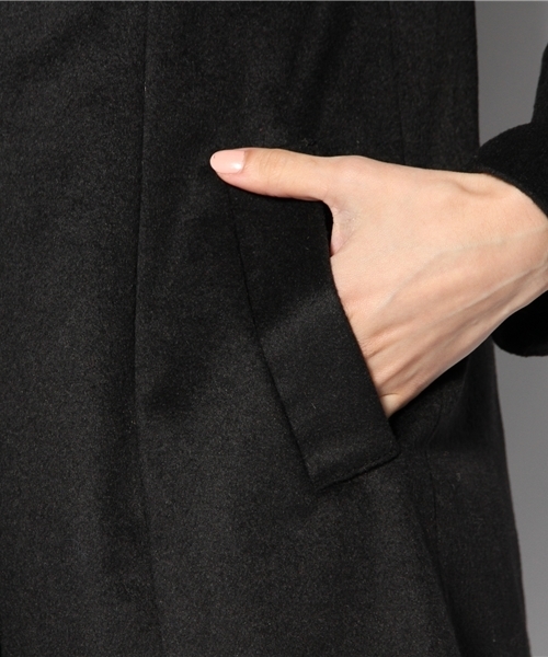 Soareak（ソアリーク）の「ノーカラーシャギーコート（その他アウター・レディース・グレー/ブラック/キャメル・SMALL/MEDIUM）」の10枚目の写真