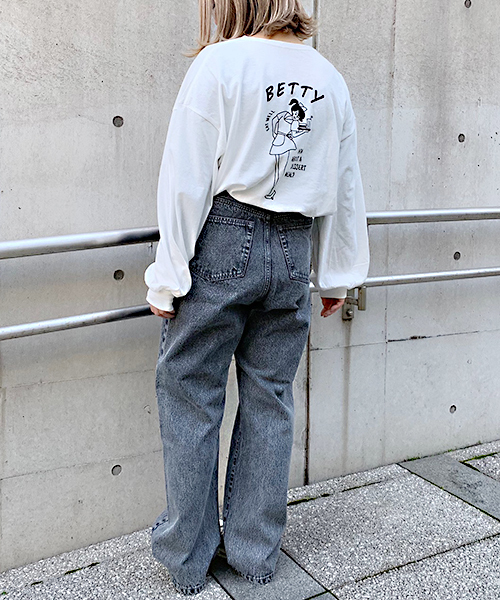 apres jour（アプレジュール）の「アソートプリントロンT【ZOZOTOWN限定アイテム】（Tシャツ/カットソー・レディース・ダークブルー/オフホワイト/その他/ライトグリーン/ブラック・フリー）」の13枚目の写真