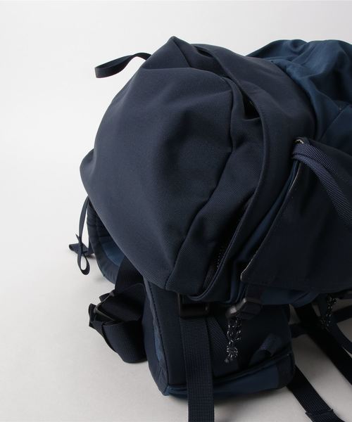 FJALL RAVEN (フェールラーベン)の「Keb 52 (FJALLRAVEN/フェールラーベン)(バックパック/リュック・メンズ・ダークネイビー・ONE SIZE)」の2枚目の写真
