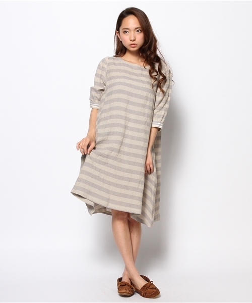 BEAMS BOY（ビームスボーイ）の「BEAMS BOY / リネン ボーダー 袖ライン 7分 ワンピース（ワンピース・レディース・グレー/ブルー・ONE SIZE）」の10枚目の写真