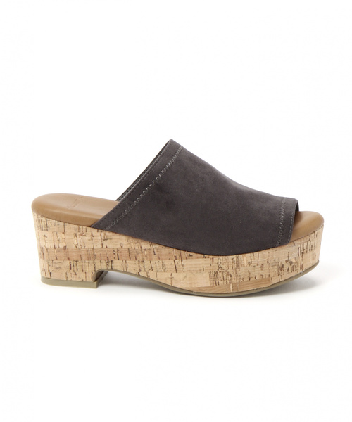 niko and...（ニコアンド）の「オリジナルフェイクスエードコルクサンダル（サンダル・レディース・ベージュ/ブラウン/チャコール・SMALL/MEDIUM/LARGE）」の14枚目の写真