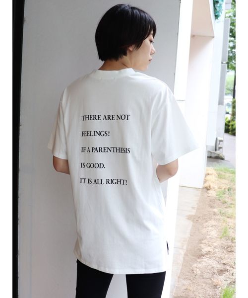 MURUA（ムルーア）の「バックプリントオーバーTシャツ（Tシャツ/カットソー・レディース・ホワイト/ベージュ・FREE）」の2枚目の写真