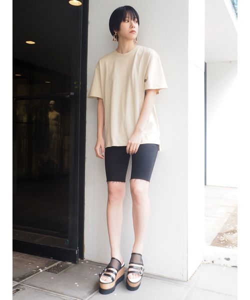 MURUA（ムルーア）の「バックプリントオーバーTシャツ（Tシャツ/カットソー・レディース・ホワイト/ベージュ・FREE）」の7枚目の写真