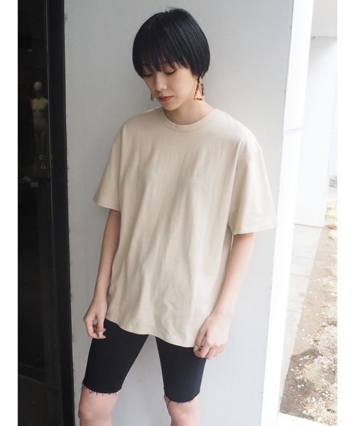 MURUA（ムルーア）の「バックプリントオーバーTシャツ（Tシャツ/カットソー・レディース・ホワイト/ベージュ・FREE）」の12枚目の写真