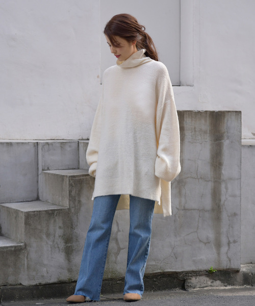 Ambre Neige（アンブルネージュ）の「ゆるハイネックタートル【WEB/EC限定商品】（ニット/セーター・レディース・パープル/グレー/オフホワイト・FREE）」の11枚目の写真