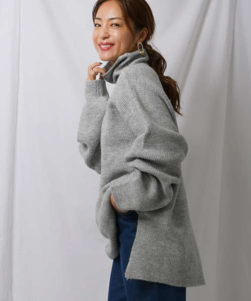 Ambre Neige（アンブルネージュ）の「ゆるハイネックタートル【WEB/EC限定商品】（ニット/セーター・レディース・パープル/グレー/オフホワイト・FREE）」の9枚目の写真