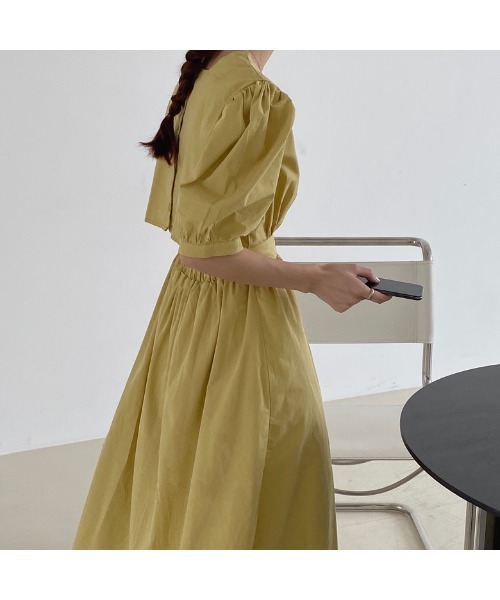 emi+(エミプラス)の「バックスリット5分袖マキシワンピース(ワンピース・レディース・ホワイト/ブラック/イエロー・FREE)」の4枚目の写真