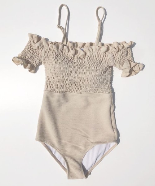 by muni:r（バイ ムニール）の「フェミニンスモーキング オフショルダーオールインワンスイムウェア（水着・レディース・ブラック/ベージュ/ブラウン/ピンク・FREE）」の9枚目の写真