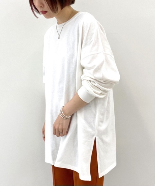 apres jour mignon（アプレジュールミニョン）の「スリット入りBIGロンT【ZOZOTOWN限定アイテム】（Tシャツ/カットソー・レディース・アイボリー/ブラック/ダークパープル/オフホワイト・フリー）」の7枚目の写真
