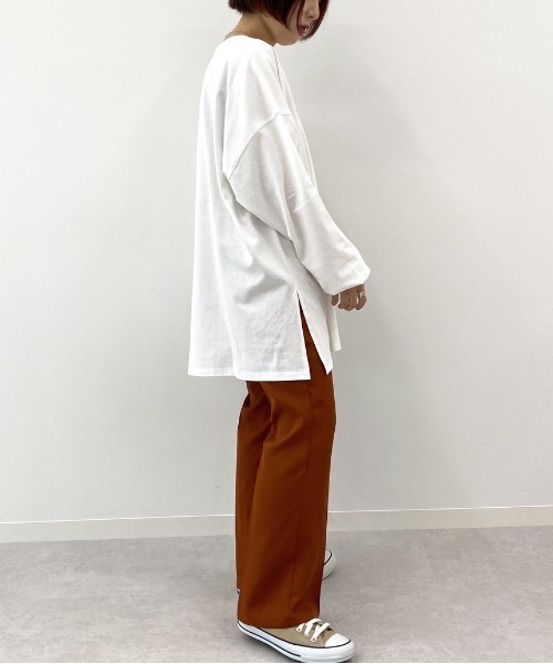 apres jour mignon（アプレジュールミニョン）の「スリット入りBIGロンT【ZOZOTOWN限定アイテム】（Tシャツ/カットソー・レディース・アイボリー/ブラック/ダークパープル/オフホワイト・フリー）」の11枚目の写真