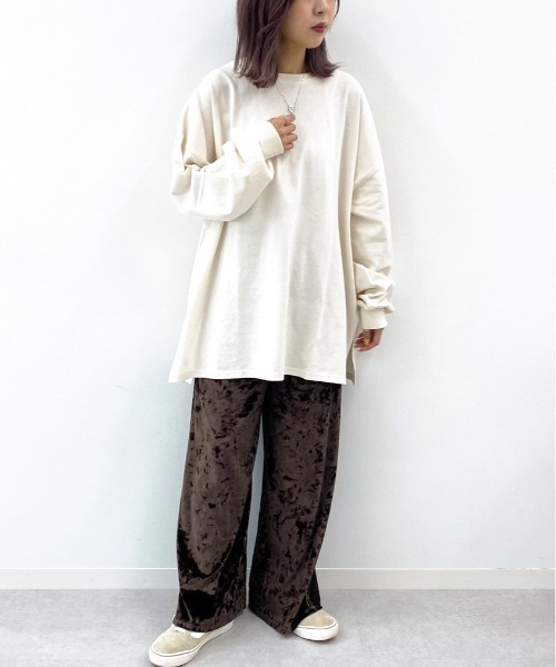 apres jour mignon（アプレジュールミニョン）の「スリット入りBIGロンT【ZOZOTOWN限定アイテム】（Tシャツ/カットソー・レディース・アイボリー/ブラック/ダークパープル/オフホワイト・フリー）」の17枚目の写真