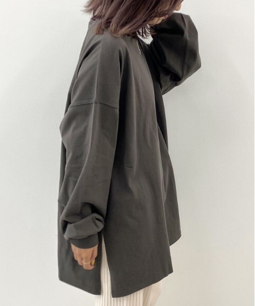 apres jour mignon（アプレジュールミニョン）の「スリット入りBIGロンT【ZOZOTOWN限定アイテム】（Tシャツ/カットソー・レディース・アイボリー/ブラック/ダークパープル/オフホワイト・フリー）」の22枚目の写真