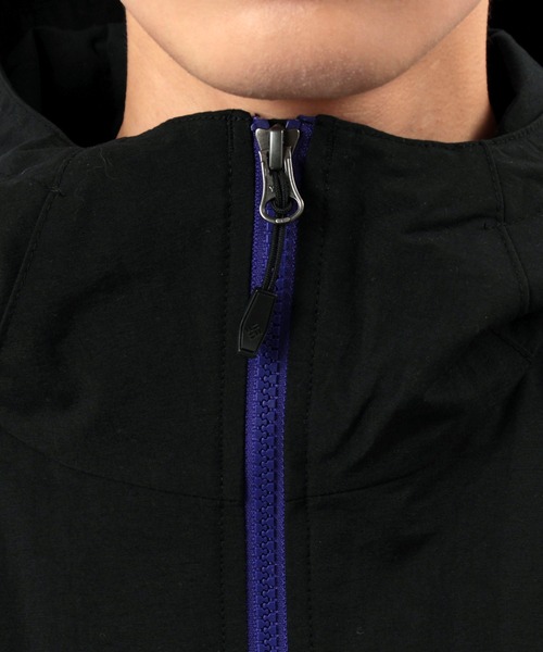 Columbia（コロンビア）の「【Columbia/コロンビア】Vizzavona Pass   ナイロンフーデット ライトブルゾン/ジャケット（ナイロンジャケット・メンズ・グリーン/ブラック/ネイビー/パープル・L/XL/M）」の18枚目の写真